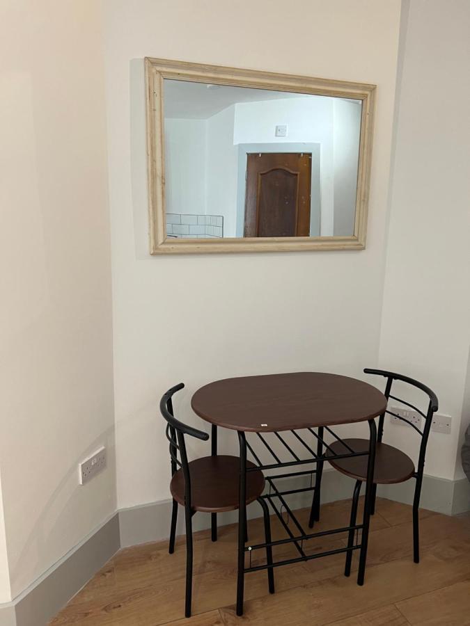 Flat 1 Cairo Street Apartment Warrington  Exterior photo